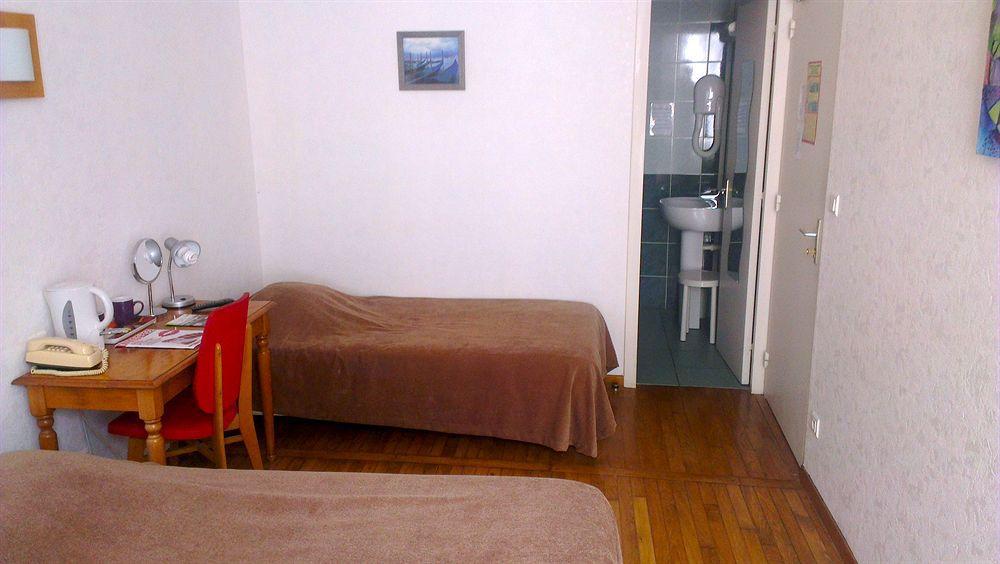 נבר Hotel Des Ducs מראה חיצוני תמונה