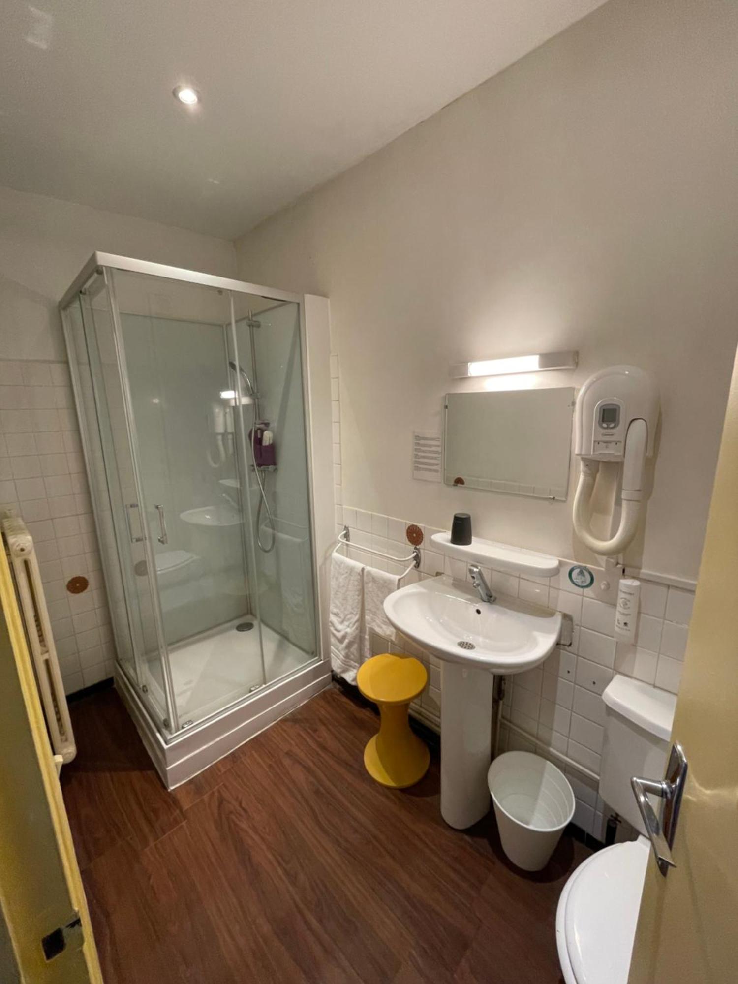 נבר Hotel Des Ducs מראה חיצוני תמונה