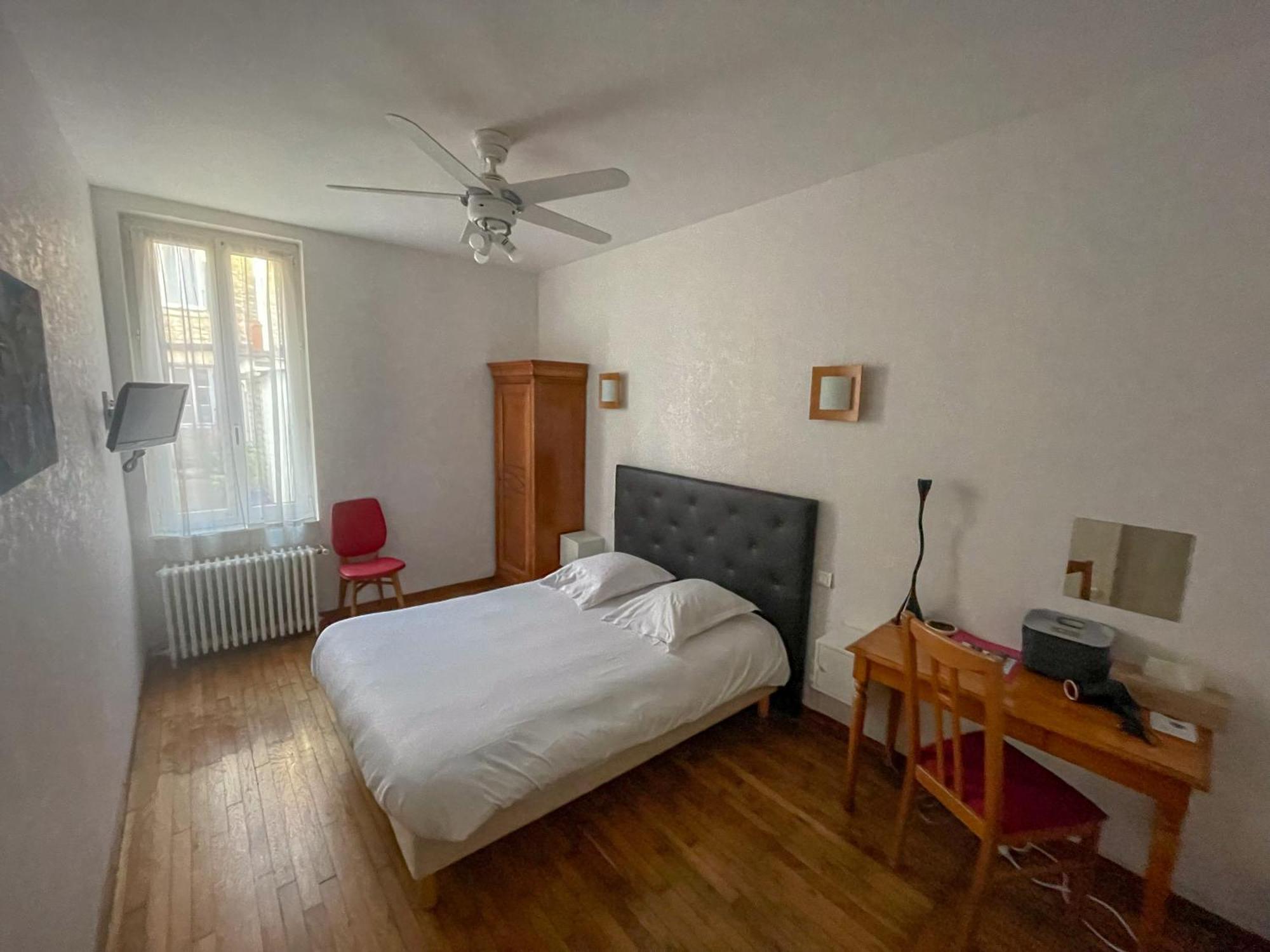 נבר Hotel Des Ducs מראה חיצוני תמונה