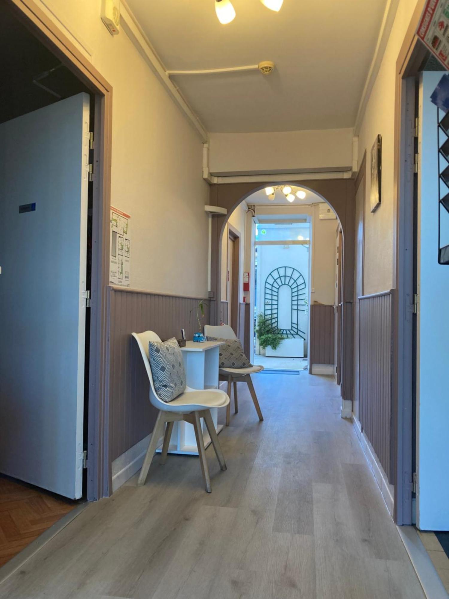 נבר Hotel Des Ducs מראה חיצוני תמונה